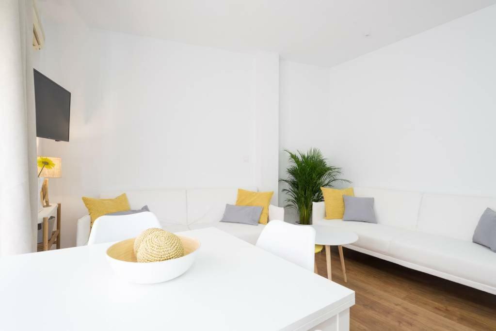 Lyrioshomes Malaga Cervantes Dış mekan fotoğraf