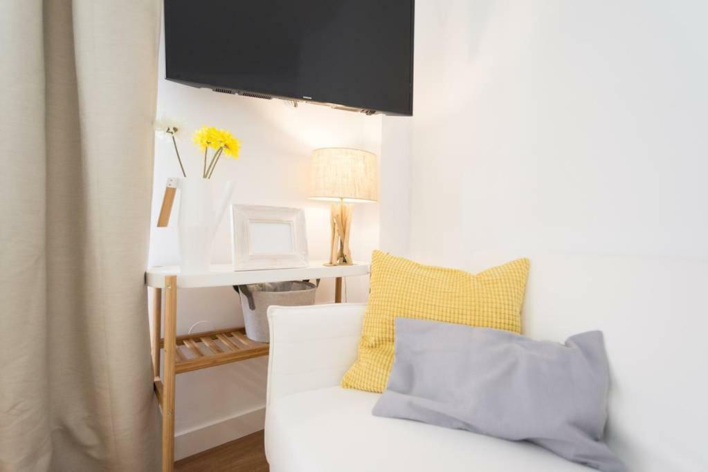 Lyrioshomes Malaga Cervantes Dış mekan fotoğraf
